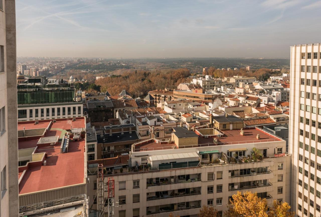 Appartamento Torre Madrid Boutique Esterno foto