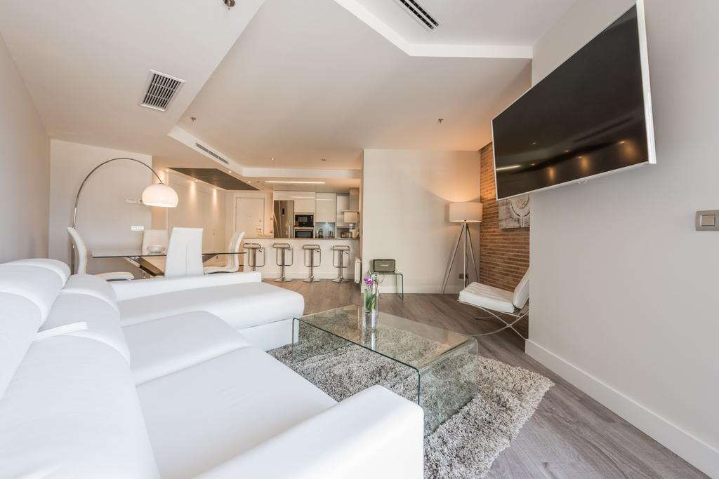 Appartamento Torre Madrid Boutique Esterno foto